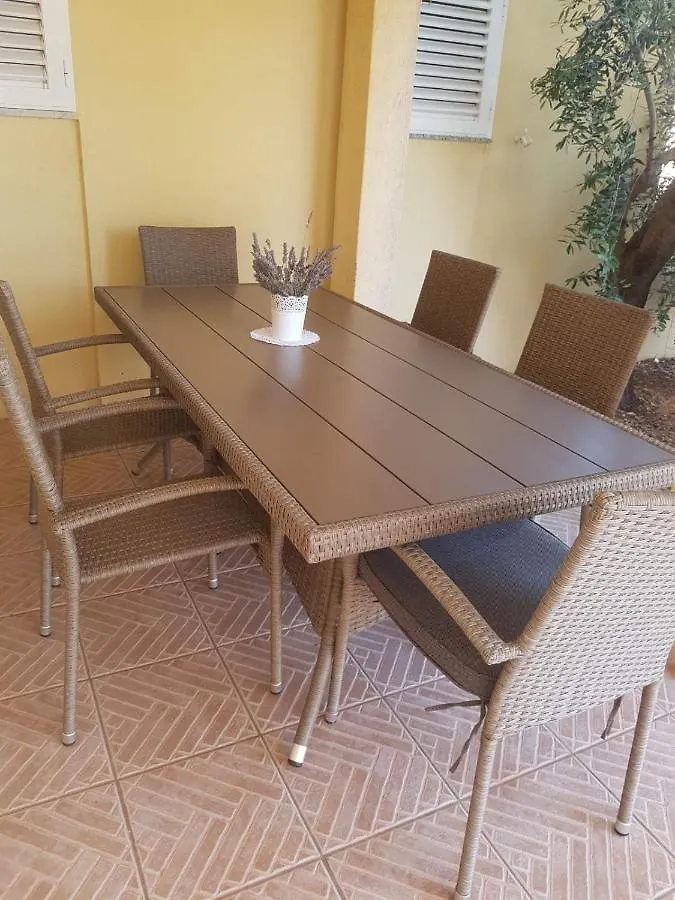 Apartman Ana Vir 0*,