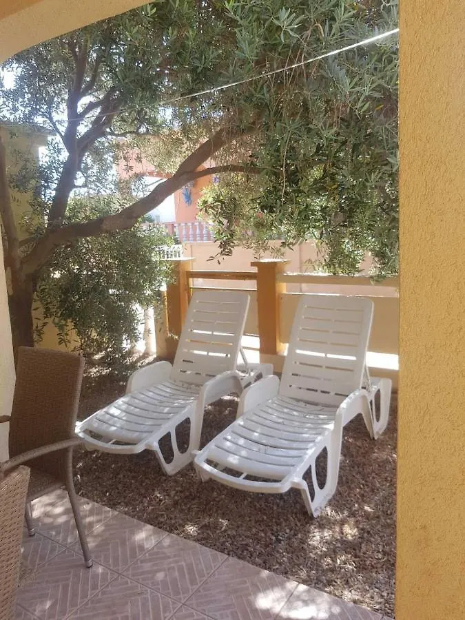 Apartman Ana Vir